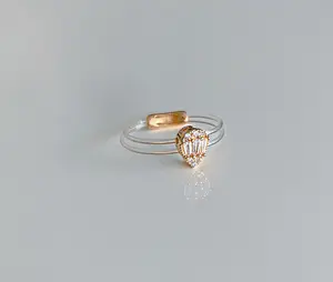 Teardrop Cut (Gold) Teardrop Cut (Gold)