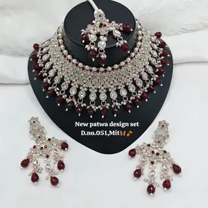 New Patwa Design Maroon Silver Plated Brass Zircon Bridal Jewelry Set Choker Necklace Drop Earrings Tikka for Engagement Anniversary Wedding
