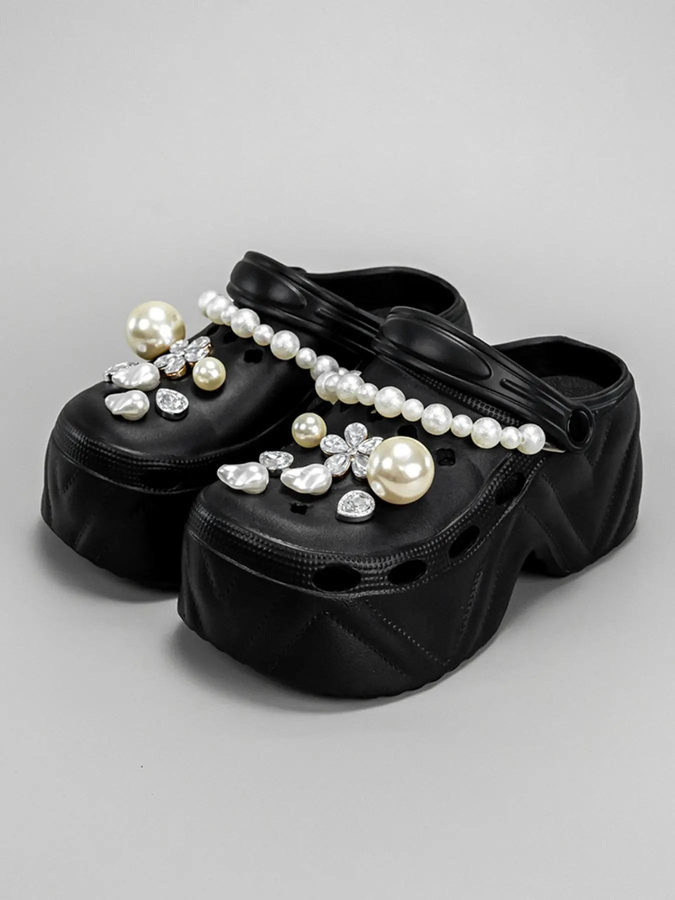 Women's Fashionable Faux Pearl & Rhinestone Decor Clogs, Casual Comfortable Platform Clogs for Beach, All-match Commuter Shoes for Work & Daily Wear, Trendy Casual Slippers, Eva Beach Slippers