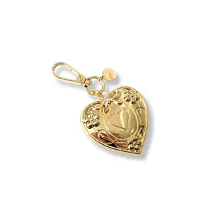 Gold Vintage Heart Charm