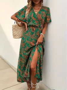 Women's Floral Print Split Thigh Wrap Fitted Dress, V Neck Butterfly Sleeve A Line Long Dress for Holiday Vacation, Sundress Maxi Dress, Casual Chic Dress, Boho Casual Fashion, Boho Style Womenswear