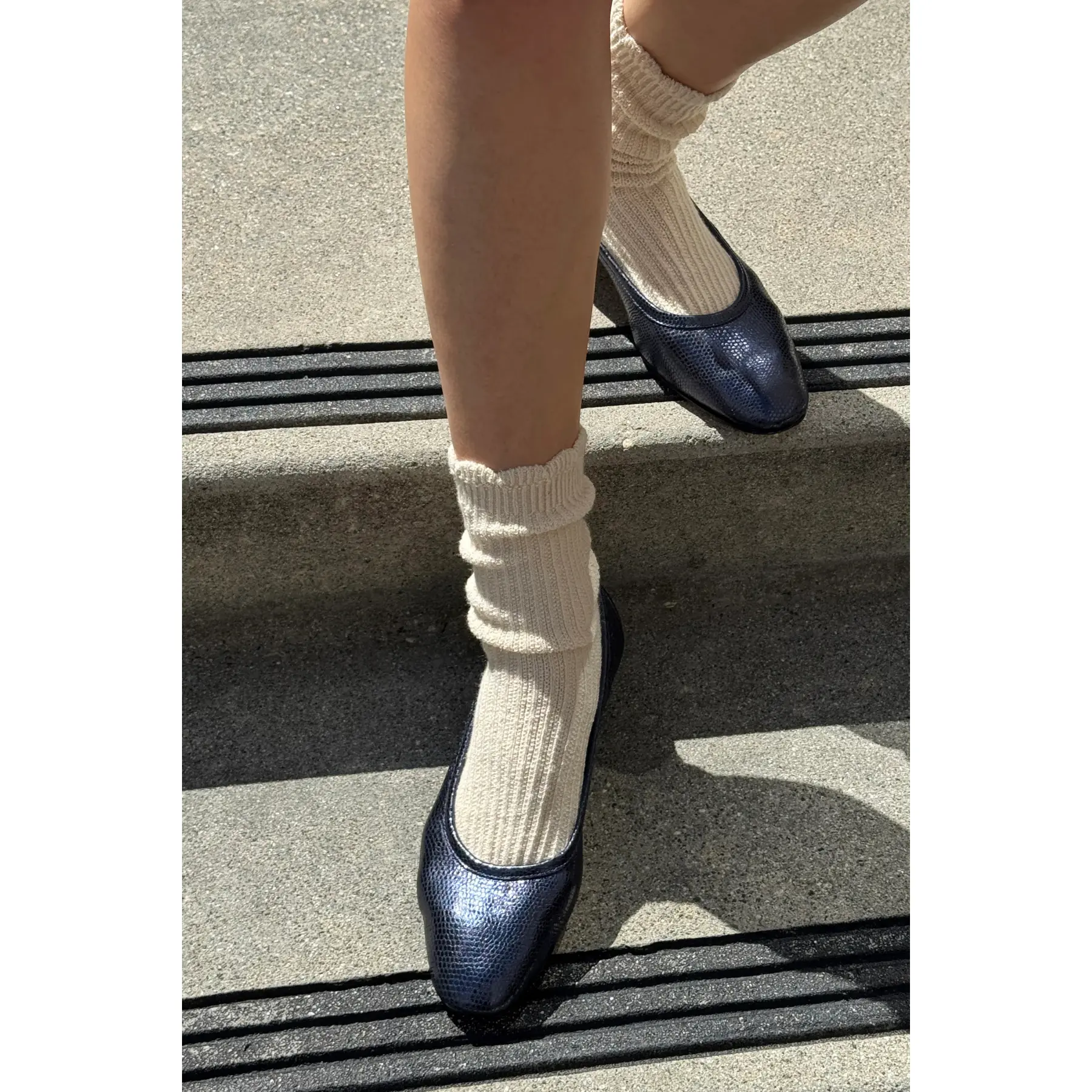 Linen Scallop Socks