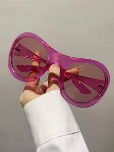 Cute Sunglasses, 1 Box Trendy Versatile Fashionable Sunglasses for Women and Men, Fashion Sunglasses for Outdoor Sports or Daily Use, Travel Accessories