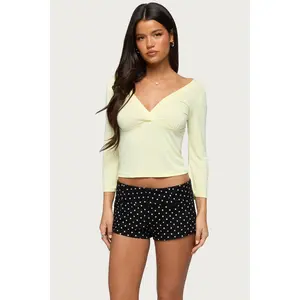 Mar V Neck Quarter Sleeve Top