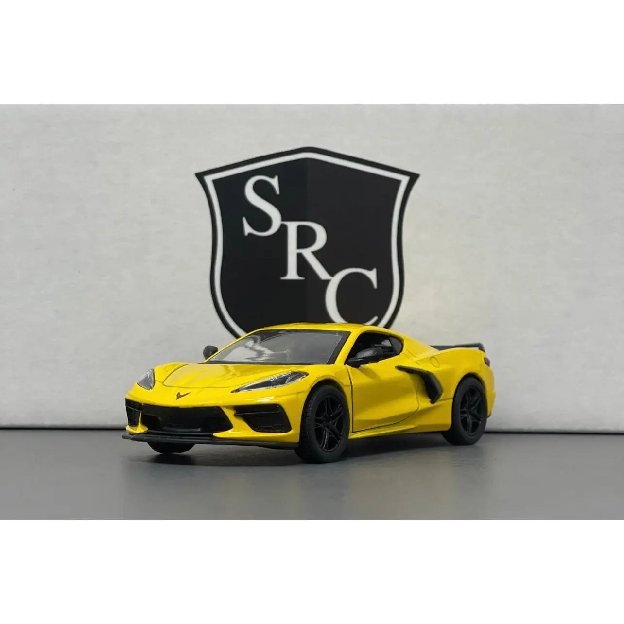 Chevrolet Corvette C8 - Yellow - Kinsmart 1:36 Diecast