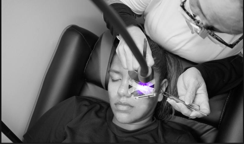 ILUMI LASHES BASIC LED UV LASH EXTENSIONS KIT