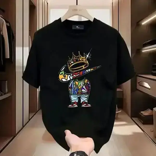 Colorful Crown Hip Hop Cartoon Figure Graphic T-Shirt, Graffiti Swoosh Streetwear Tee, Unisex Two Tone Black White Soft Cotton Oversized Casual Top Printed in USA
