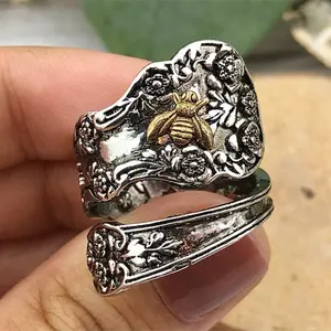 Title optimization suggestion: "Mingcheng Bohemian Flowers Adjustable Ring - Vintage Fashion Ladies' Statement Jewelry"