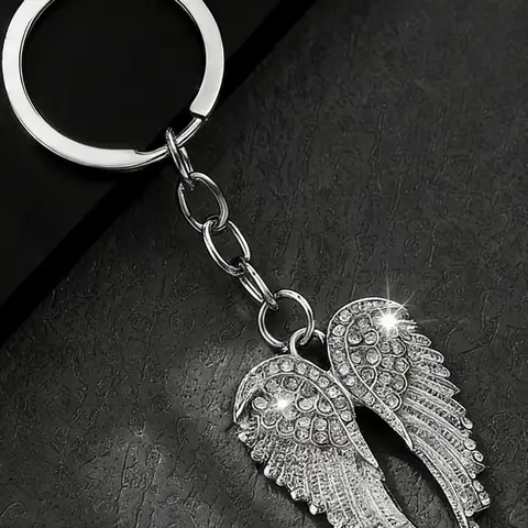 Vintage Distressed Angel Wing Keychain Pendant, A Light Luxury Style Metal Charm With Sparkling Textured Details, Can Be Used As A Key Holder, Key Accessories Or Bag Accessory, Suitable For Daily Commuting, Or Gifting, Bling Bling Keychains