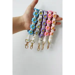 Macrame Daisy Flower Wristlet Keychain