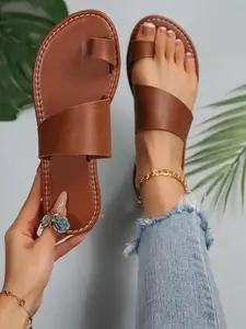 Women's Plain Toe Thong Slippers with Non-Slip Rubber Soles for Indoor and Outdoor Comfort Casual Flip Flops for Beach and Casual Wear Lightweight PU Leather Sandals, Footwear For Beach