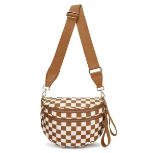 Fashionable Checkered Crossbody Saddle Bag for Women, Versatile Zipper Shoulder Bag with Adjustable & Detachable Strap, Stylish, Lightweight & Minimalist Commuting Handbag