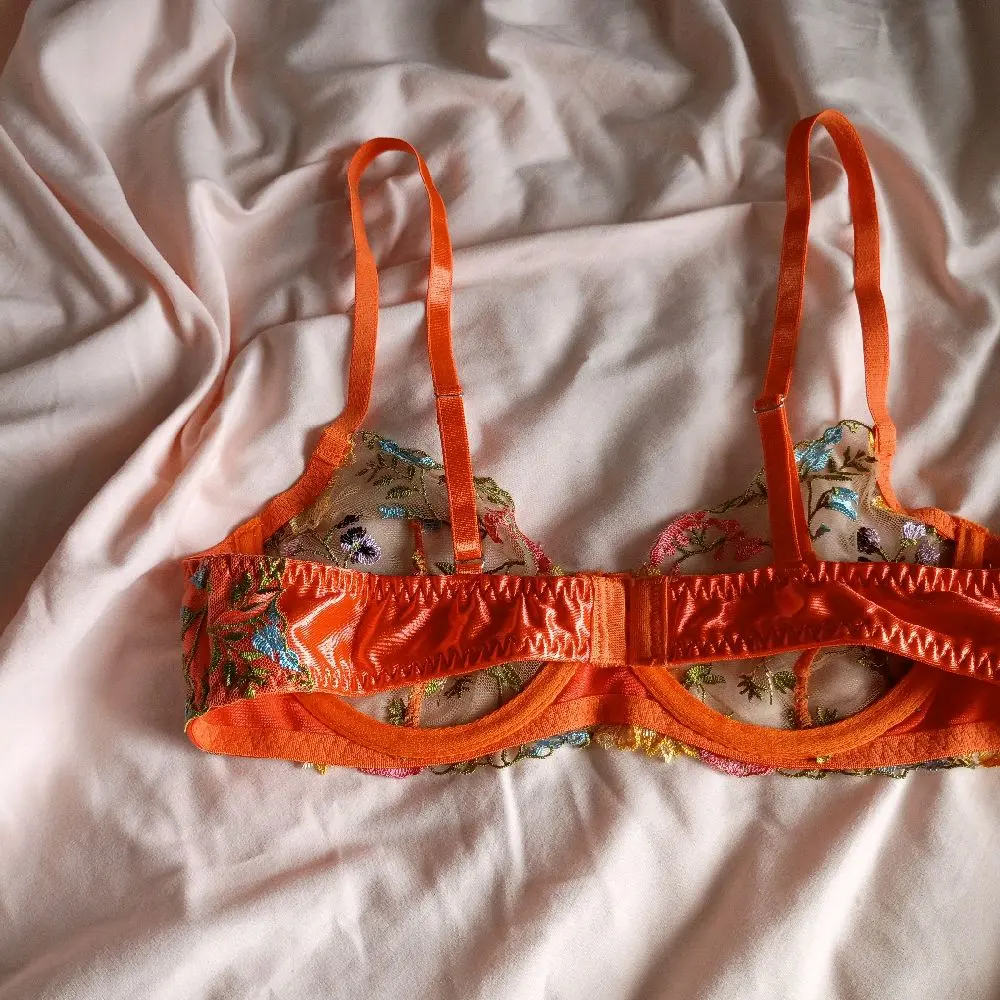 Orange Floral Bralette with Adjustable Straps and Comfortable Padding for Everyday Womenswear