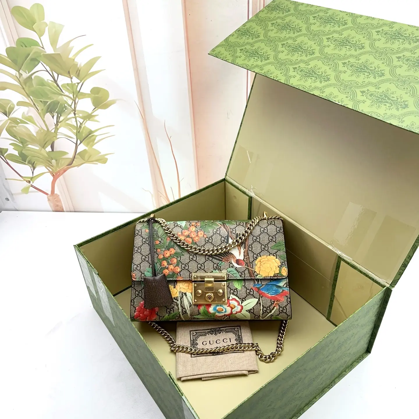 Pre-owned GUCCI GG Supreme Canvas Floral Bird Print Padlock Shoulder Bag 0727luna 22766119