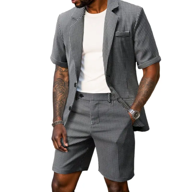 Men’s summer plaid suit set featuring a solid short-sleeve shirt and pocket shorts, two-piece set; casual and comfortable, slim fit, suitable for everyday wear, evening dinners, and business occasions. #Summervibes, #SummerWins, #fathersdaygift