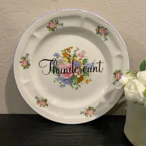 “Thundercunt” plate