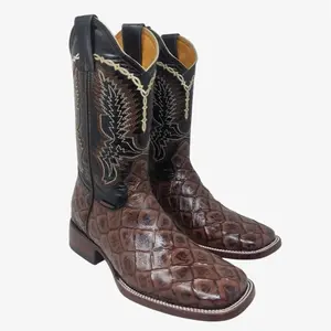 Bota para caballero piel grabada