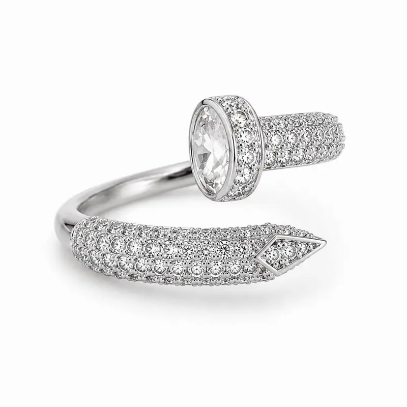 Nail style Ring