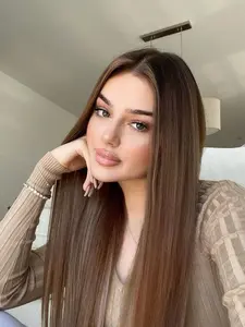 32 Inch Fashion Heat-Resistant Synthetic Straight Women's Wig, Glueless 180% Density Lace Front, Light 13x4x1, Daily Wear