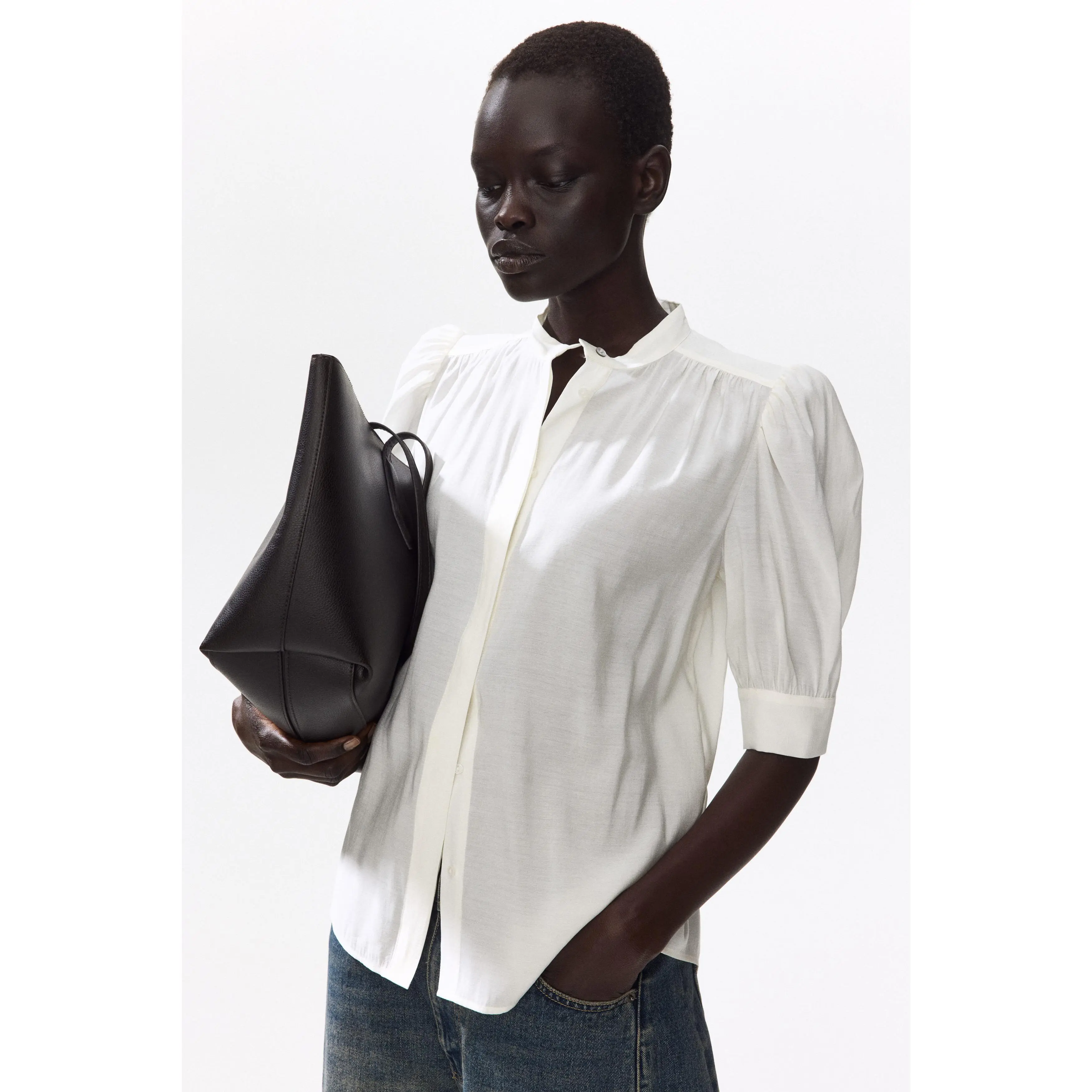 H&M Puff-sleeved blouse