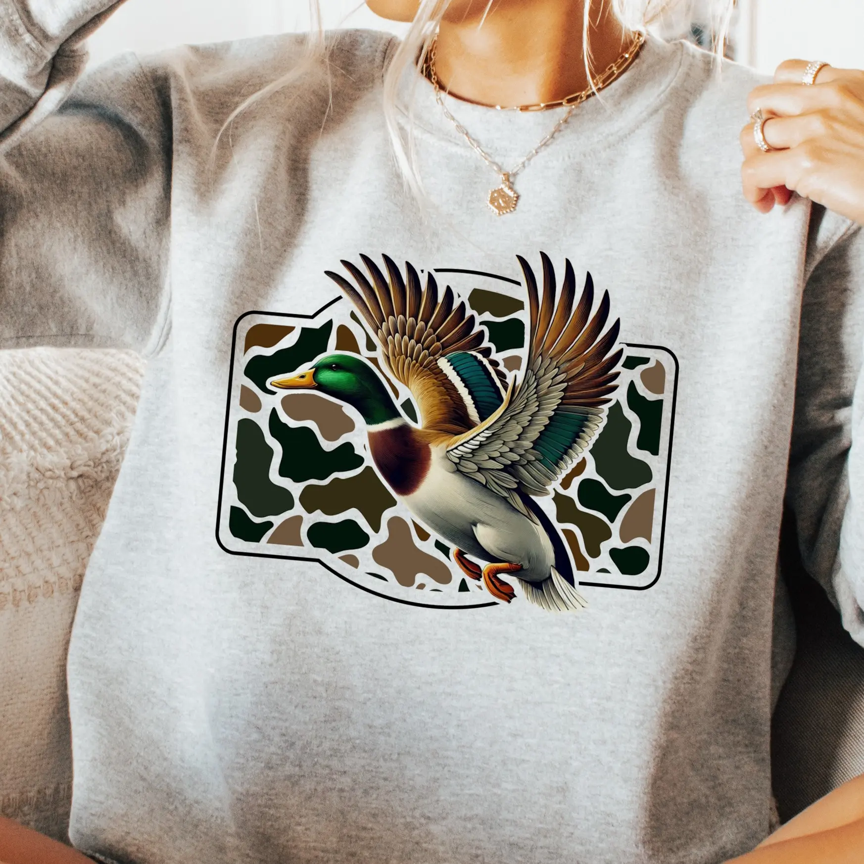 Retro Camo Mallard Duck shirt,  Vintage Duck Sweatshirt, Unisex Top, Graphic T-shirt Pullover