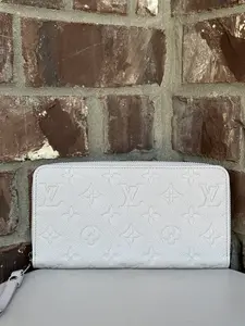 Pre-owned Louis Vuitton Leather Small Leather Goods Louis VuittonZippy Wallet Monogram Empreinte 51194