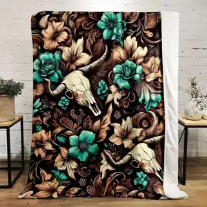Vintage floral and bull skull pattern, luxurious flannel blanket, warm and comfortable 280gsm polyester fabric, suitable for all seasons, perfect for napping, camping, travel, car, office home decoration.