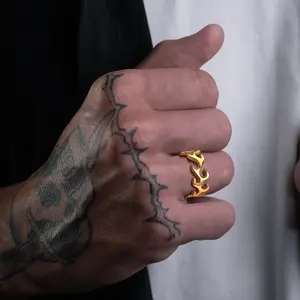 Men's and women's novel and cool flame rings