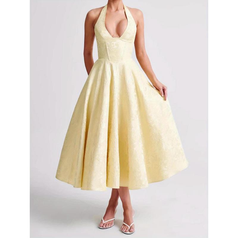 Women'S Elegant Jacquard Halter Neck Sleeveless Open Back A-Line Maxi Dress - Low-Cut Formal Party Evening Gown with Train, Solid White All-Season Evening Dress for Weddings, Proms & Special Occasions, Structured Waist & Flowing Skirt, Year