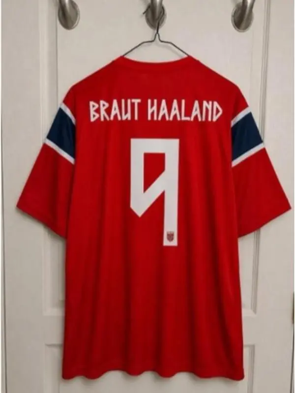 Nordic Inspired Soccer Jersey No. 9 – Lightweight Quick-Dry Football Shirt