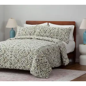 Berkshire Printed Petite Grace Fur Comforter & Sham Set- King