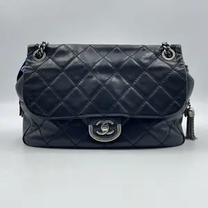 Pre-owned CHANEL Leather Crossbody Bags Black Quilted Calfskin Coco Sporran Large Flap Bag