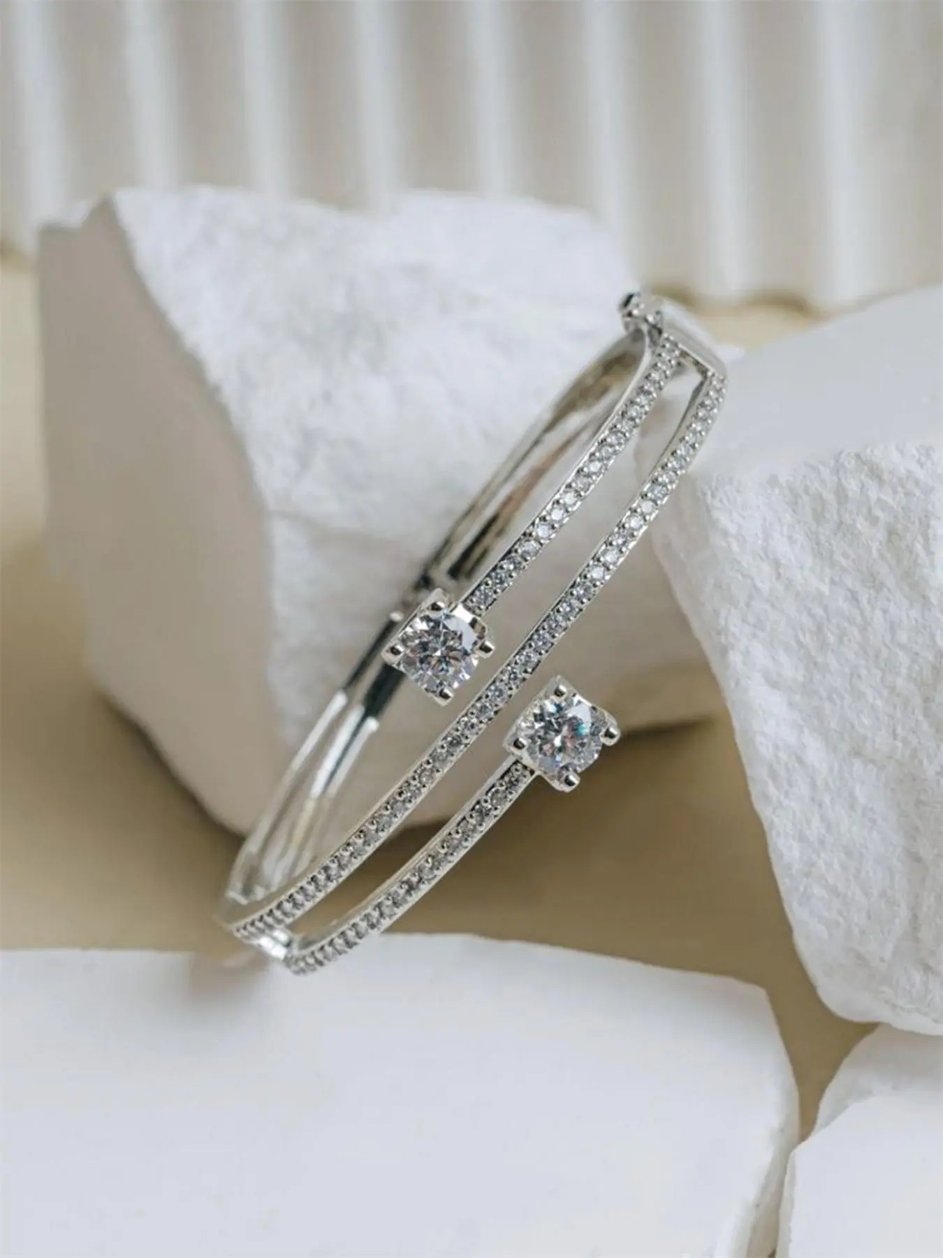 Fashionable Minimalist Bracelet, Elegant Glittering Bracelet for Women & Girls, Trendy All-match & Exquisite Jewelry for Birthday Gift