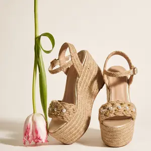 Doris Traditional/ Sandals Handmade Platforms of High Quality and Comfort, Heigth 14 cm.