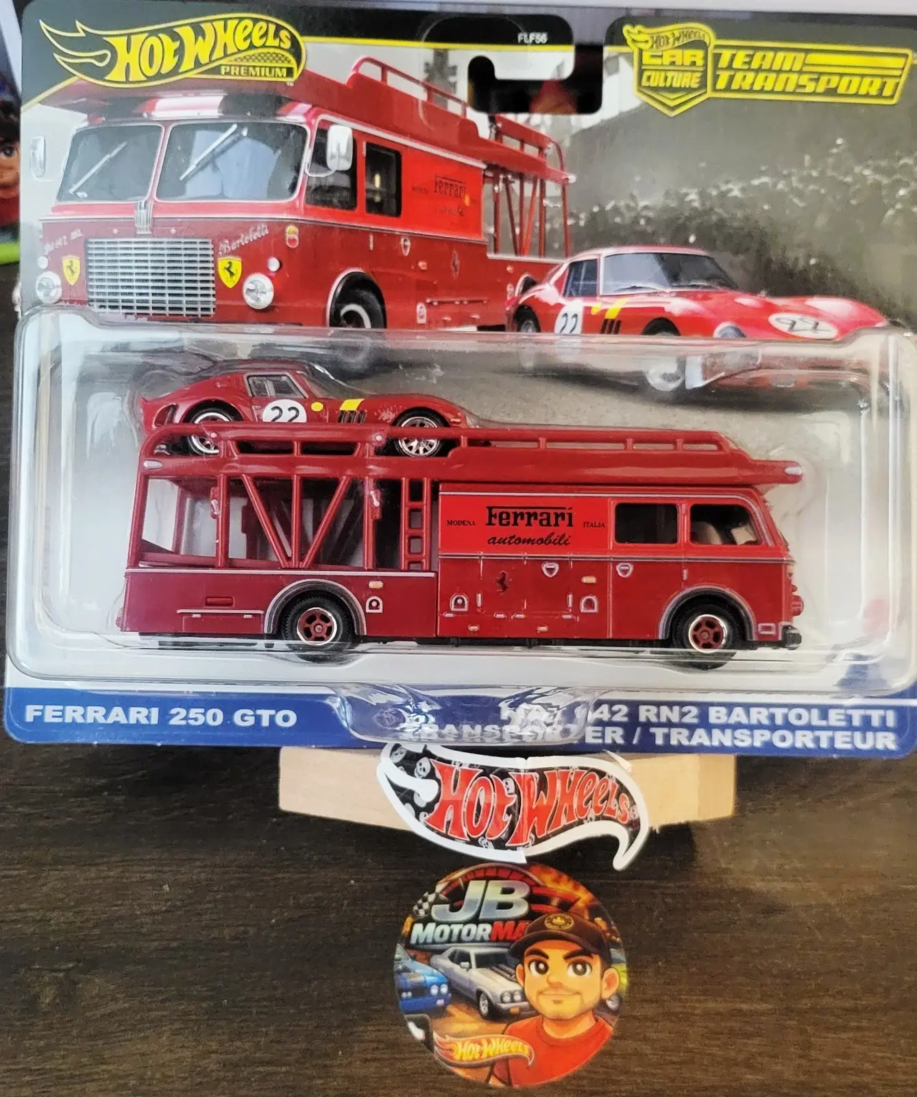 Hot Wheels Premium Team Transport Set - Historically Accurate Ferrari 250 GTO & Fiat 642 RN2 Bartoletti Model Cars, Real Riders Rubber Tires, Realistic Castings, Scale Design, Manual Play, Vehicle Toys for 6+ Years Car Enthusiasts, None, Ages 6+, 6 - 8 Ye