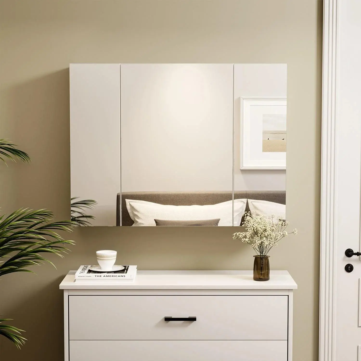 Sikaic 3-Door Medicine Cabinet with Built-in Mirror, White Clean Design Bathroom Furniture - Glass, Display, Cabinet Options for Indoor Use, Display Cabinet Bathroom Furniture