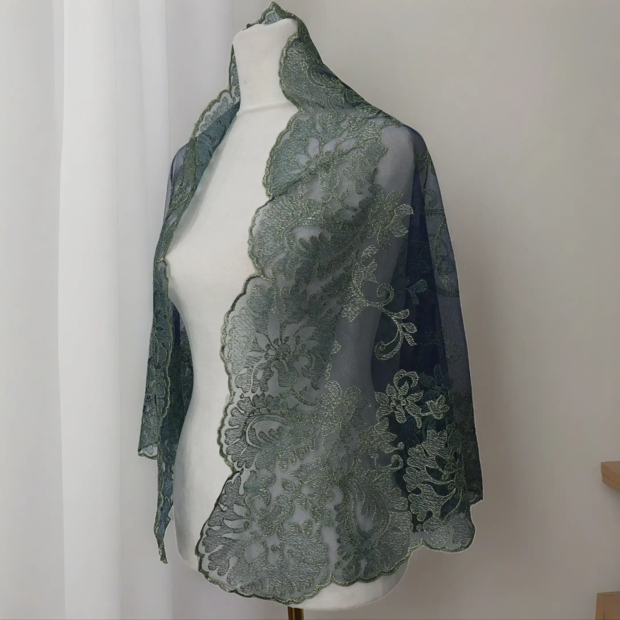 Mantilla Spanish Church Veil, Maxi Vintage Style with Traditional & Luxury Details, Bridal Fashion Accessory