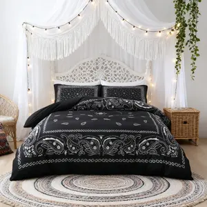 Paisley mandala pattern Decorative Duvet Cover, 3-piece bedding set, boho style home decor, soft and comfortable fabric, easy care design