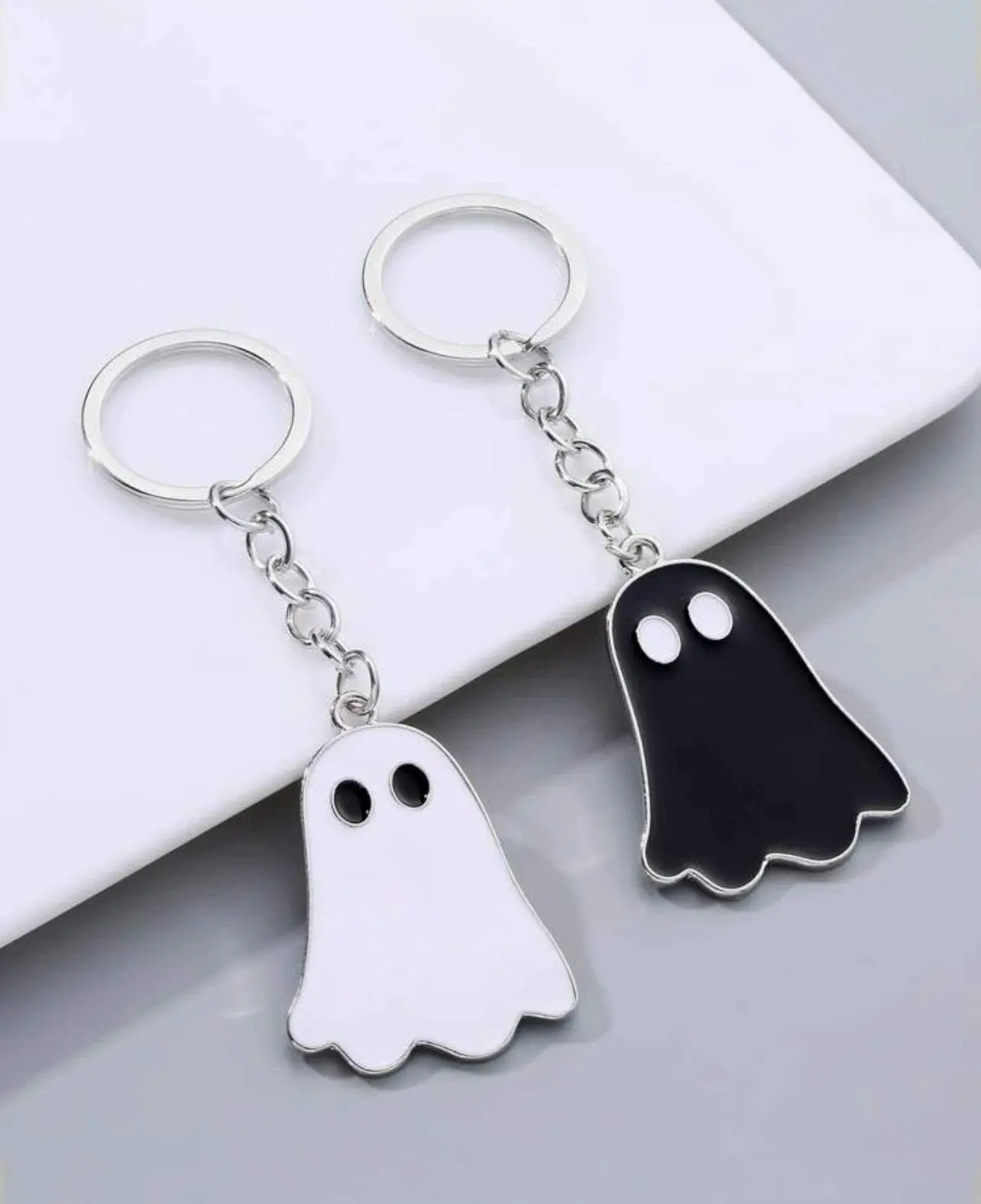 2pcs Couple Ghost Keychain