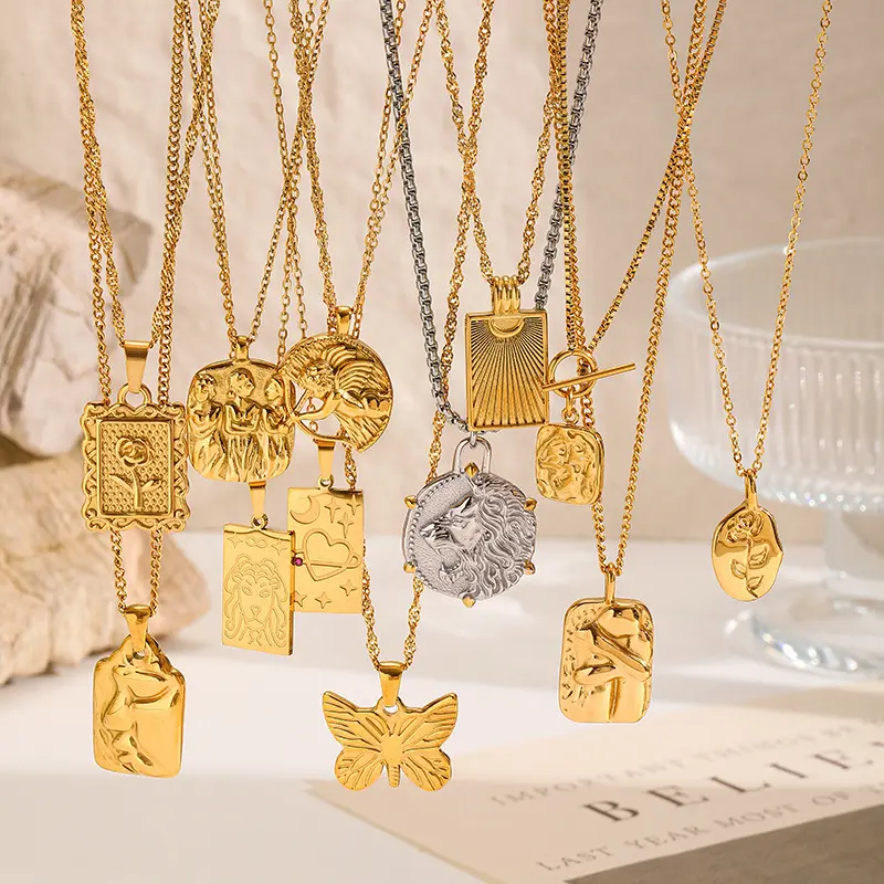 European and American embossed necklaces, niche luxury heart-shaped Cupid pendants, stainless steel sweater chains, vintage titanium steel accessories European and American embossed necklaces, niche luxury heart-shaped Cupid pendants, stainless steel sweater chains, vintage titanium steel accessories