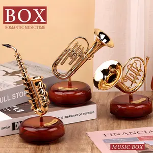 Romantic Music Time Valentine's Day Gift Rotating Violin Music Box Guitar Instrument Octopath Box Sax Model Office Living Room Creative Ornament Gift