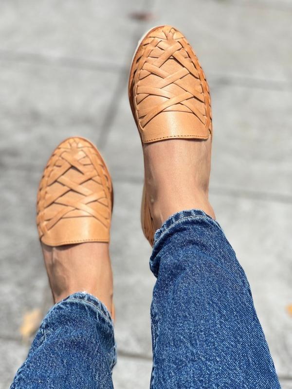 Mexican Huarache leather Sandal Boho- Hippie Vintage Mexican Style- handwoven leather shoes