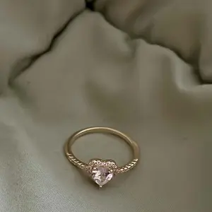 Women's Elegant Artificial Crystal & Rhinestone Decorated Heart Design Jewelry Ring, Exquisite Trendy Engagement Ring, Fashion Accessories for Party & Daily Decor for Women & Girls, Artificial Zircon Ring, Heart Shaped Ring