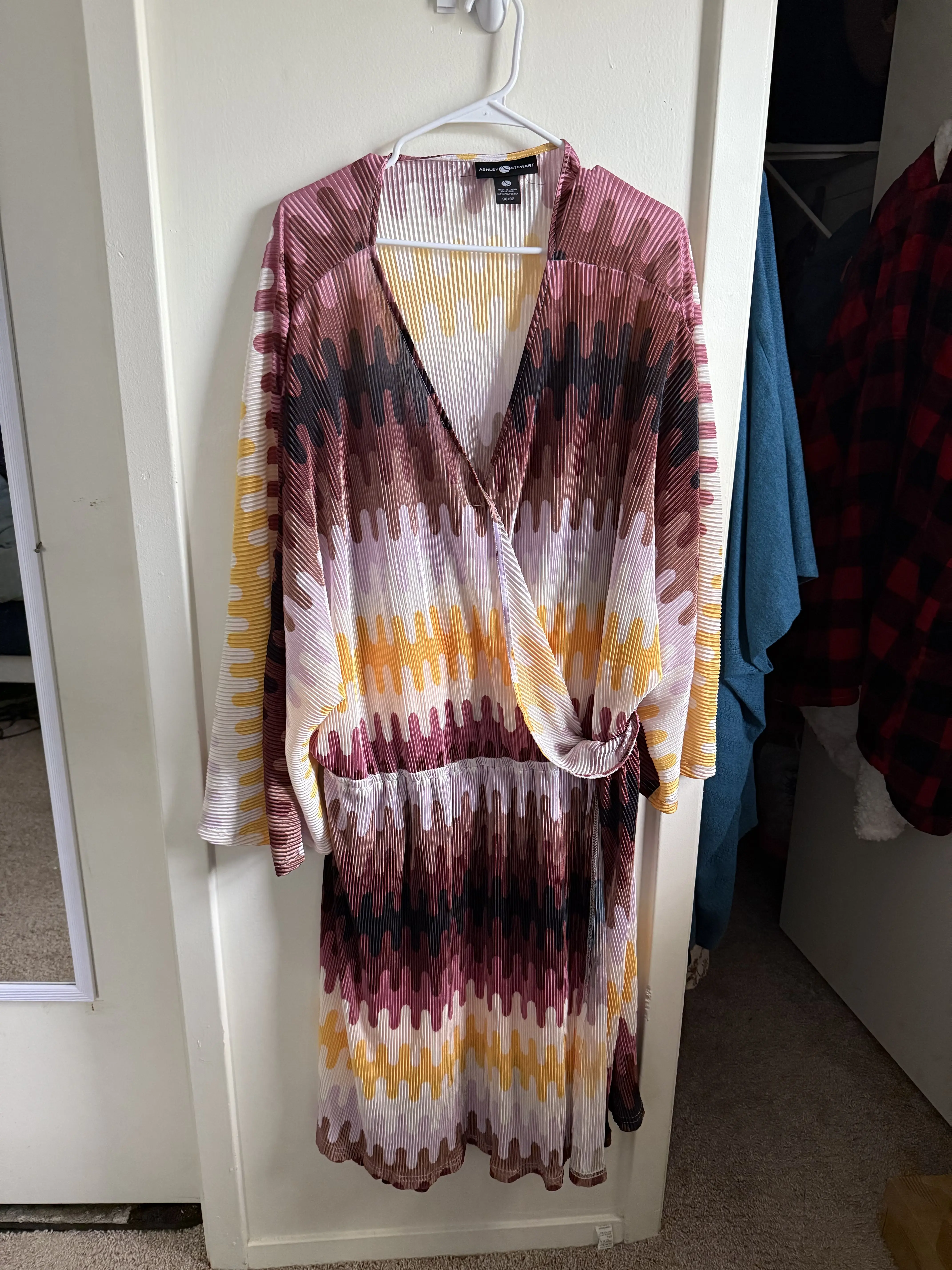 Ashley Stewart Plus Size Multicolored Tie-Dye Print Dress with V-Neckline & Long Sleeves for Women 4X