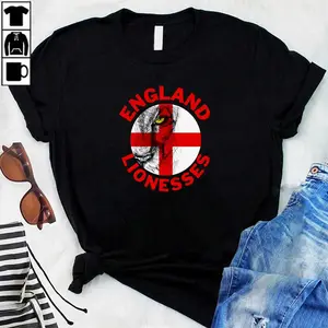 England Lionesses  Euro 2022  England Womens Team  T-Shirt
