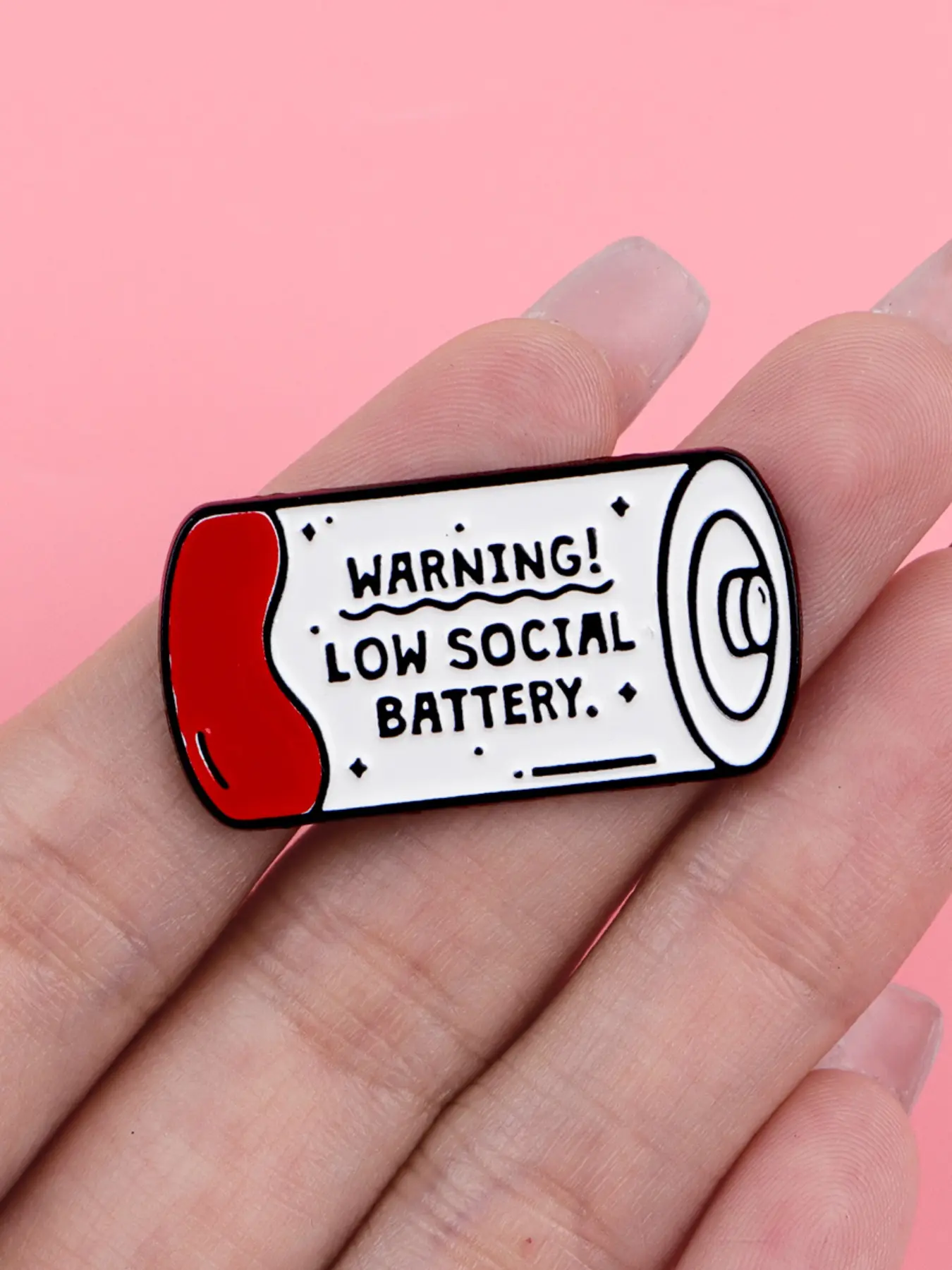 Warning!Low social battery “Fashion Enamel Brooch Pin, Letter Brooch Pin, Durable Zinc Alloy Badge, Casual Style Accessory for Backpacks, Sweaters, Hats, All Seasons Wear Metal Pin