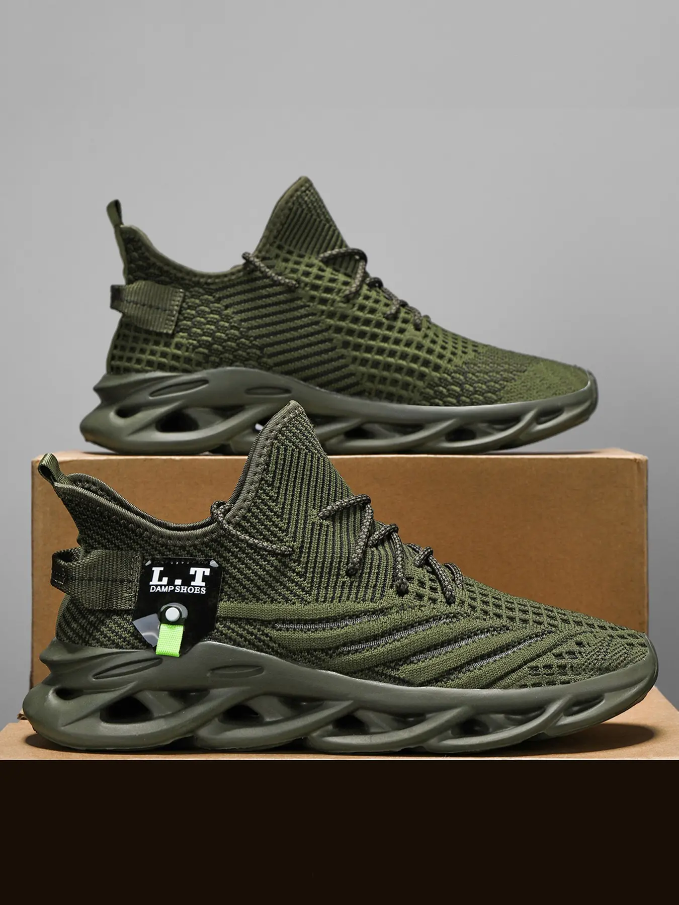 Men's Casual Sneakers Breathable Knit Lace-up Fashion Trendy Sneakers All Seasons Sneakers Workout Sports Shoes New Outdoor Mesh Footwear Lightweight Comfortable Footwear