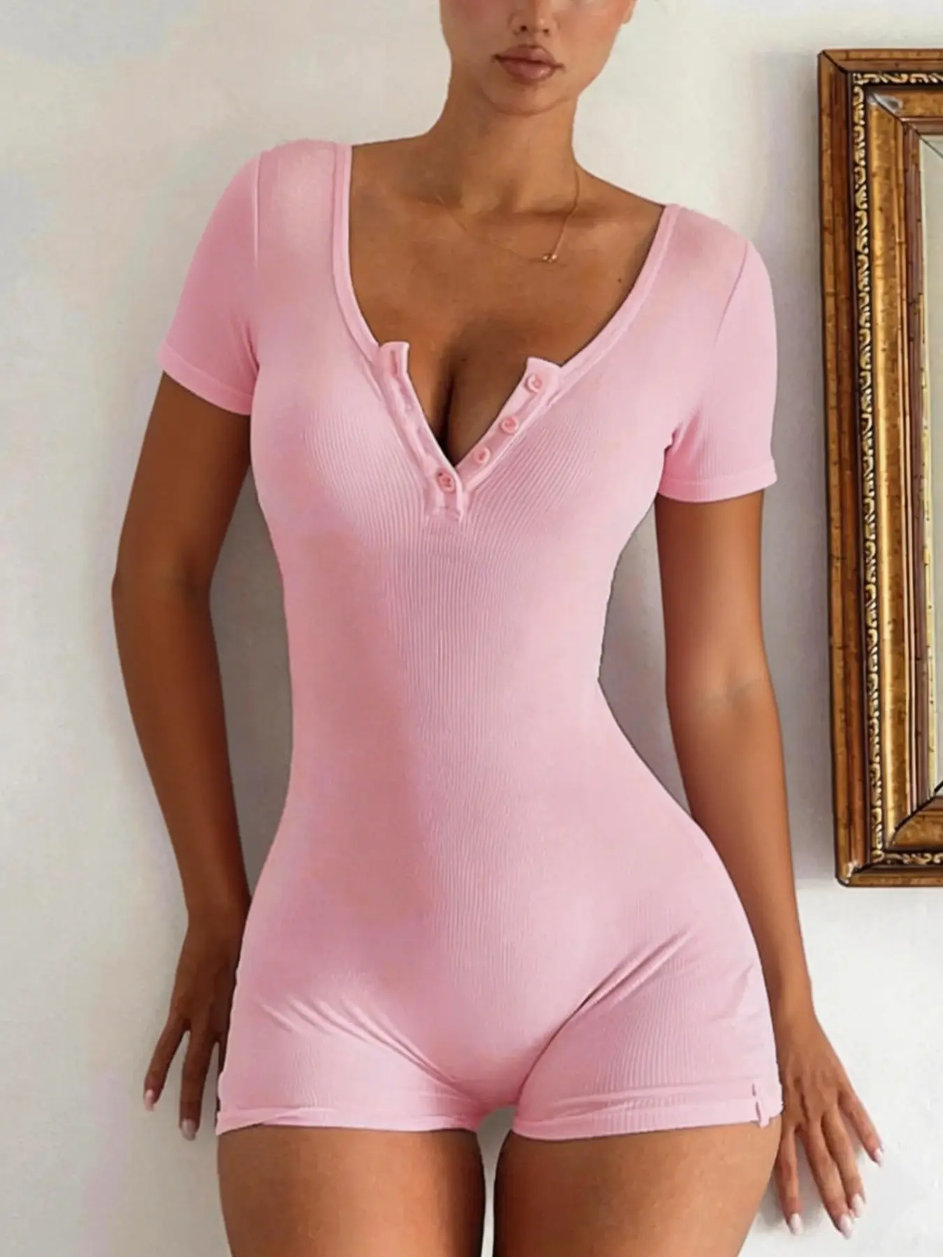 Pure Color Tight-Fitting Button Striped Casual Jumpsuit, Sleeveless Short Plain Pattern, Comfortable and Stylish Minimalist Womenswear One-Piece