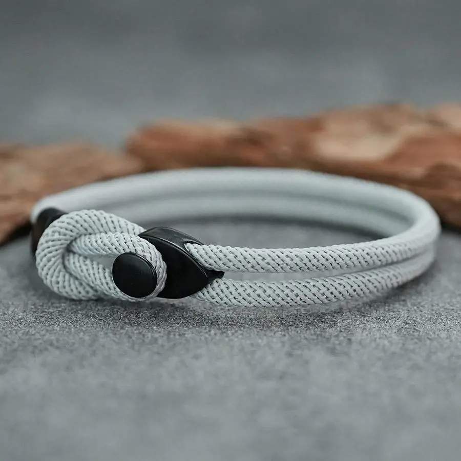 FASHION4U - Simple Men Rope Bracelets Knot Design Durable Paracord Wristband Easy Hook Clasp Outdoor Sport Jewelry Father’s Day Gift