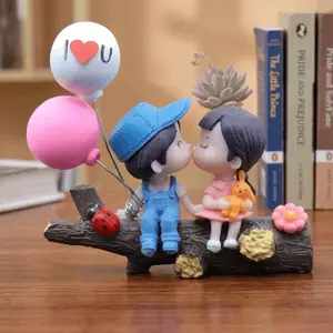 Lovely Couple Car Interior Decoration Set |   Creative Balloon Figurine for Dashboard & Display Screen |   Aesthetic Car Stuff